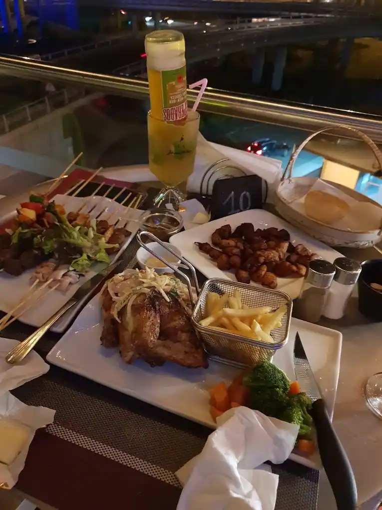 L’Eden Food Sky Bar