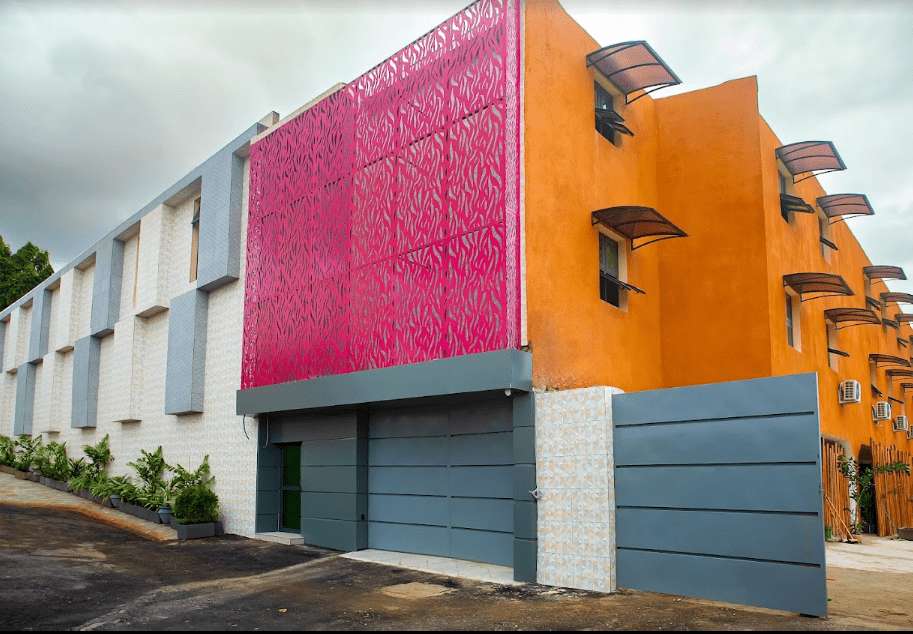 Hôtel Nefertiti Palace Yopougon